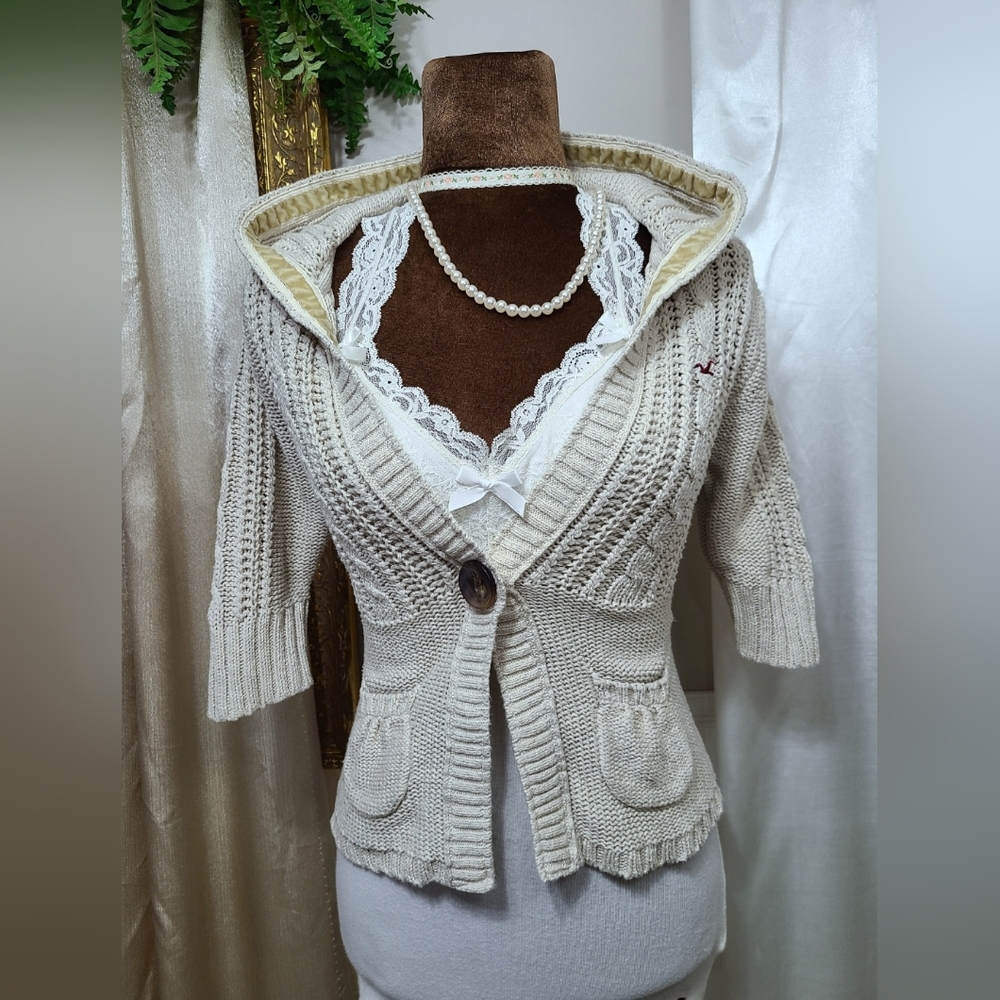 ♡ Y2K ♡ Hollister Cream Cableknit Hooded Cropped Babydoll Sweater - Picture 2 of 15